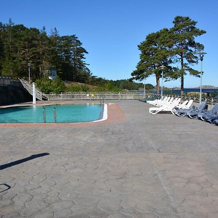 Hallestrand Vandrarhem Strömstad Екстериор снимка