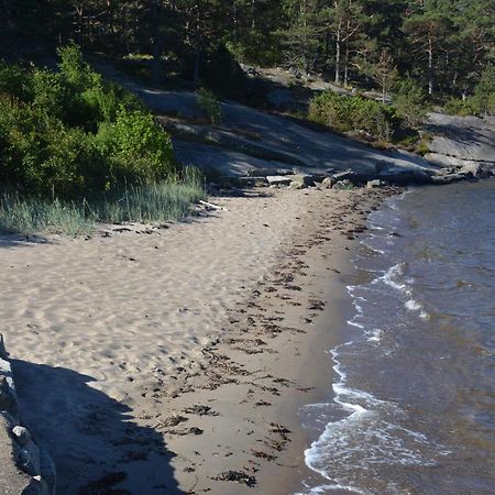 Hallestrand Vandrarhem Strömstad Екстериор снимка