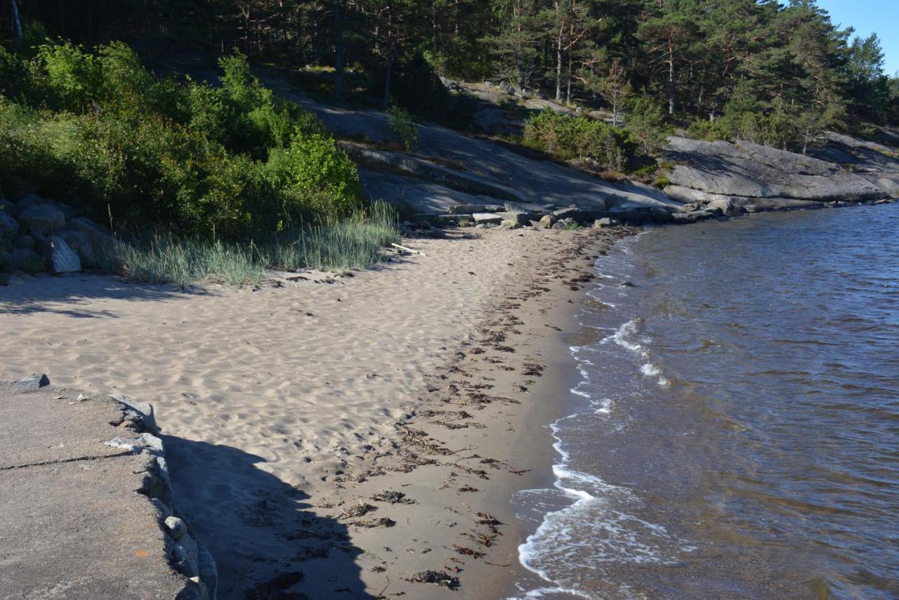 Hallestrand Vandrarhem Strömstad Екстериор снимка