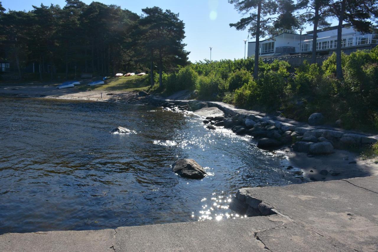 Hallestrand Vandrarhem Strömstad Екстериор снимка